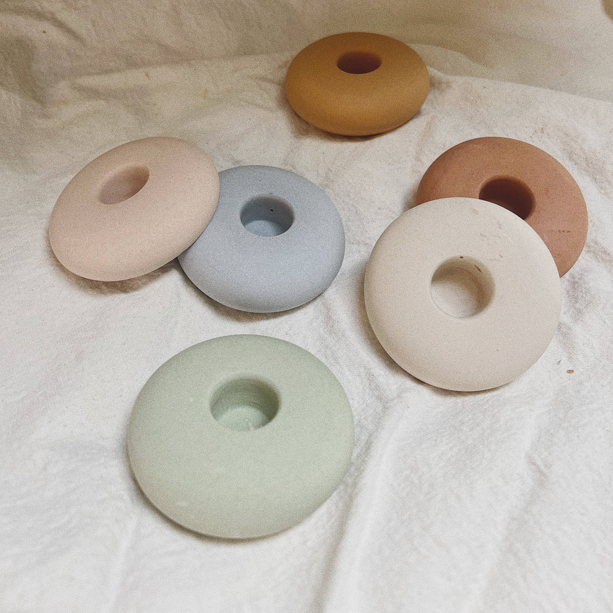 Pebble candle holder